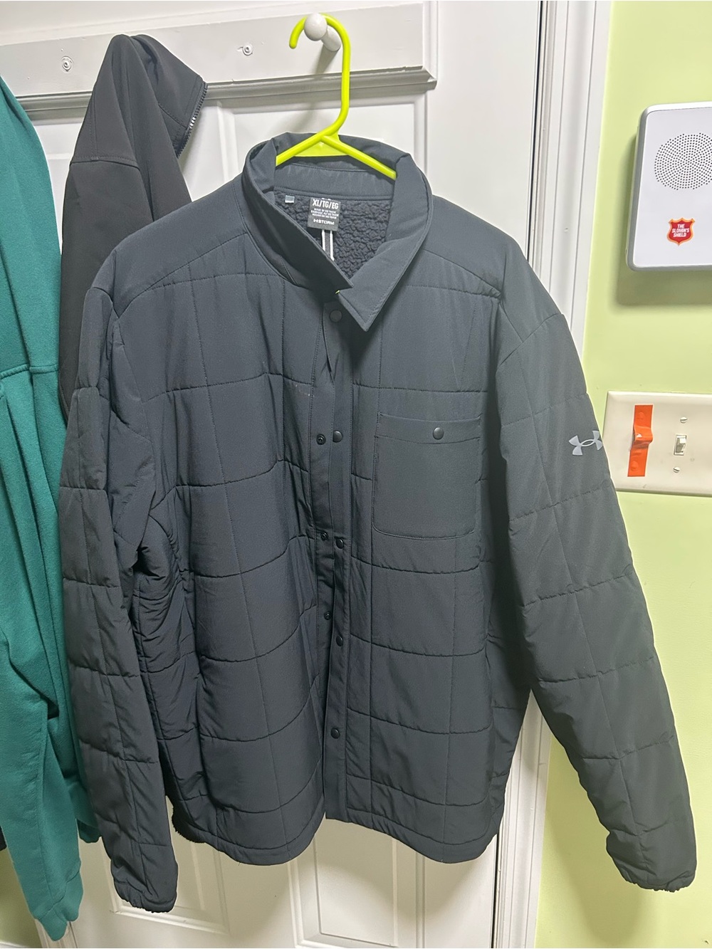Storm Men's Black Quilted Puffer Jacket